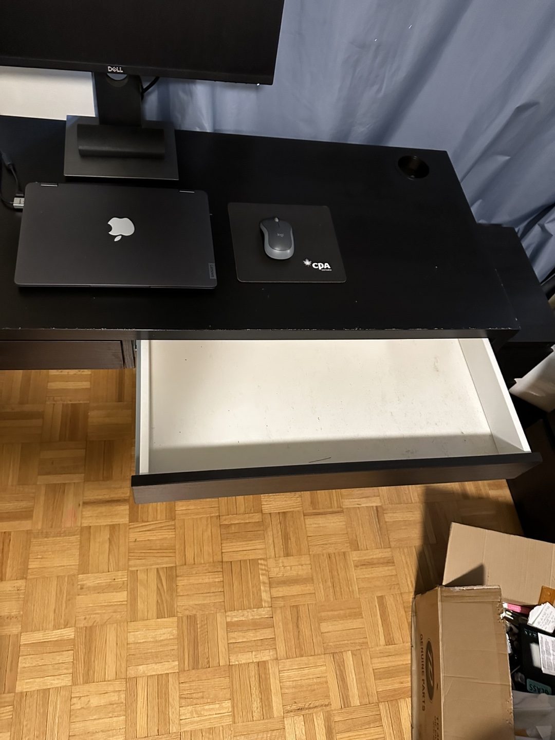 IKEA MICKE Desk Black/White - photo 3