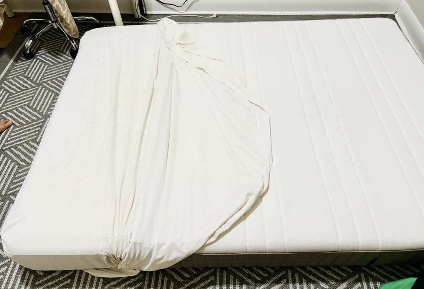 IKEA Haugesund Mattress Queen Size - photo 4