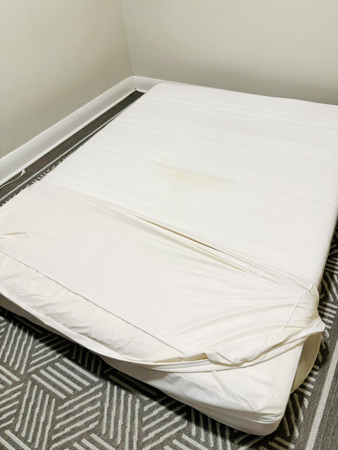 IKEA Haugesund Mattress Queen Size - photo 2