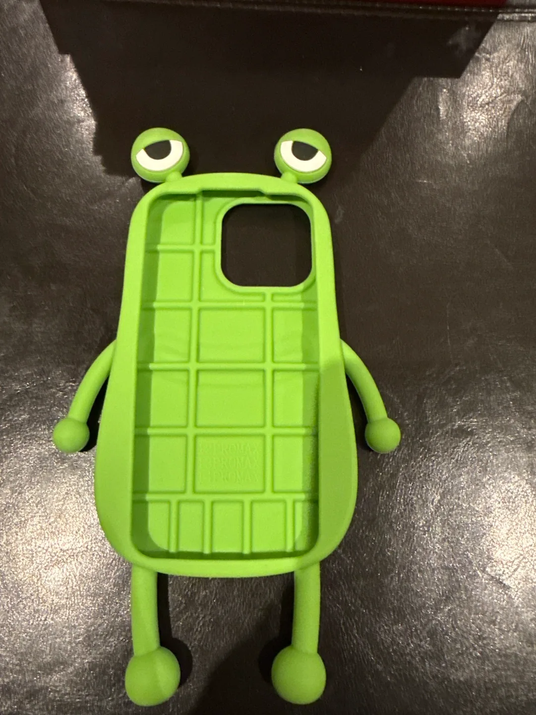 iPhone 12 Pro Max Frog Case image indicator(2)