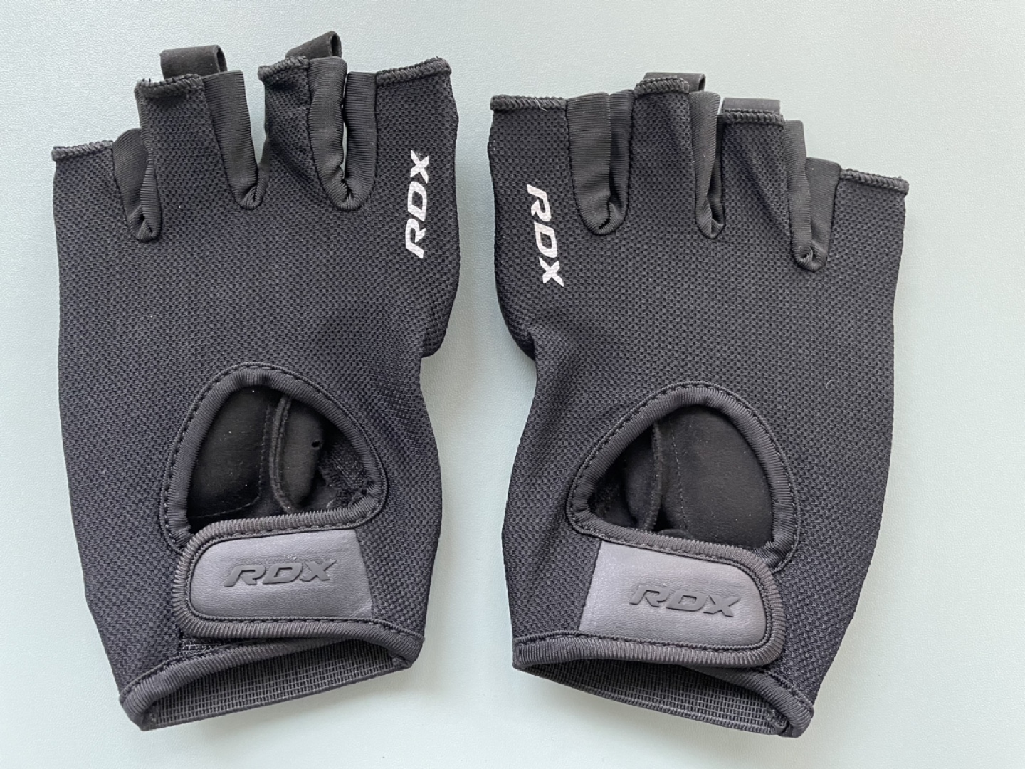 New workout weightlifting gloves