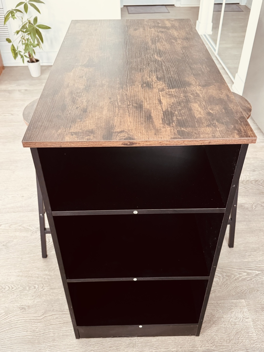 Kitchen Island with 2 Stools - photo 2