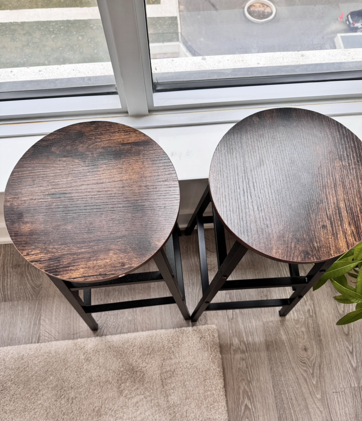 Kitchen Island with 2 Stools - photo 5