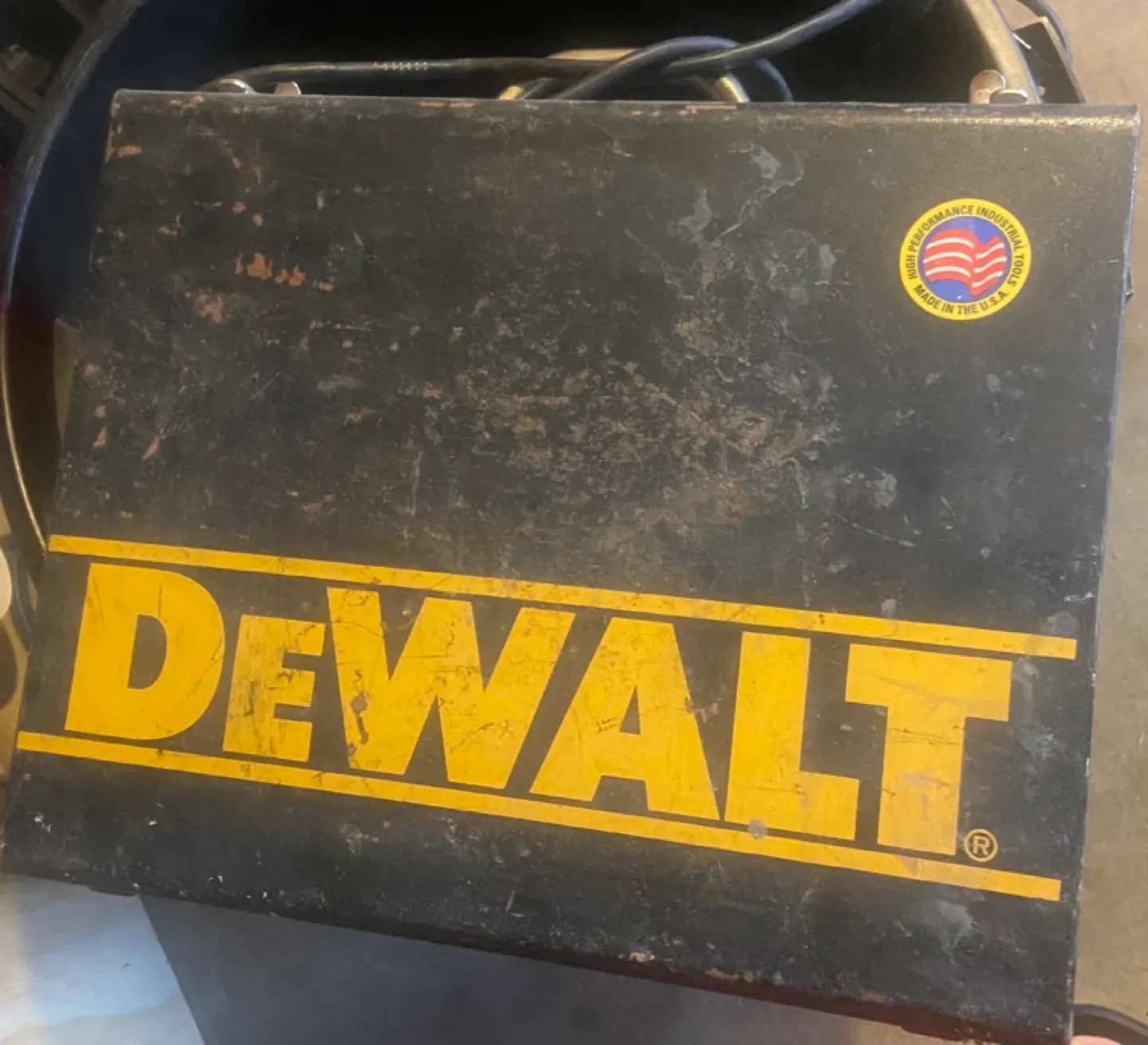 DeWalt Drill Kit image indicator(2)