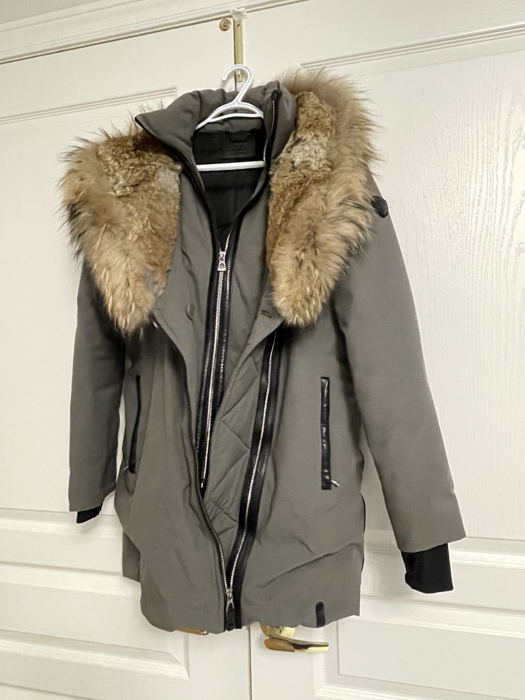 RUDSAK Women's Down Winter Coat with Fur Hood