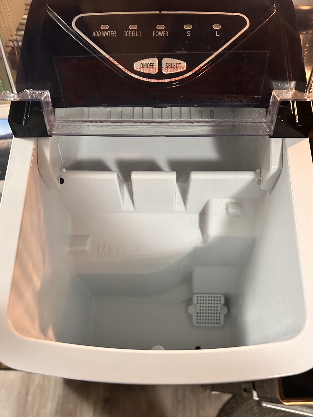 Frigidaire Countertop Ice Maker - photo 3