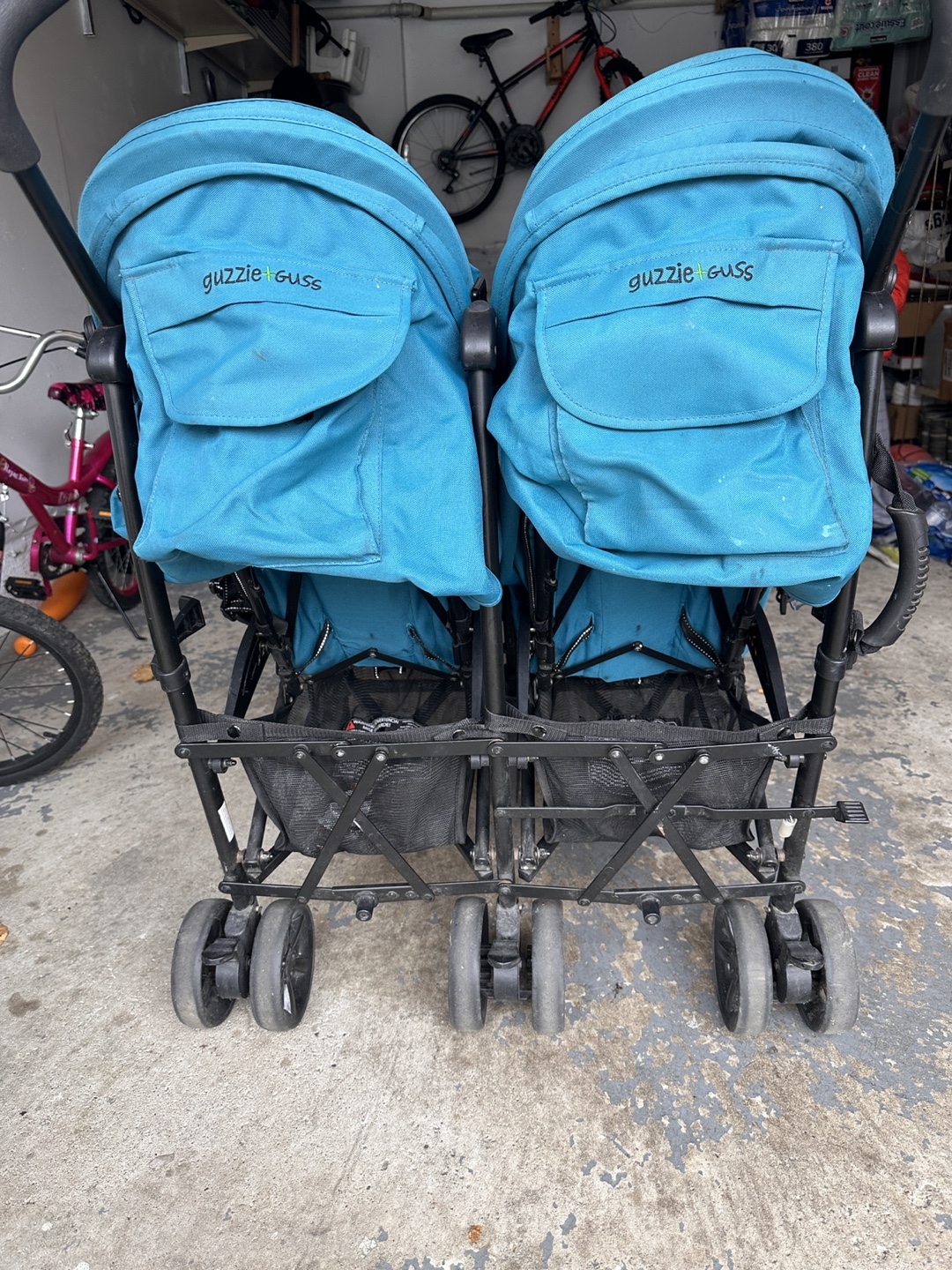 Guzzie + Guss Double Stroller - photo 2