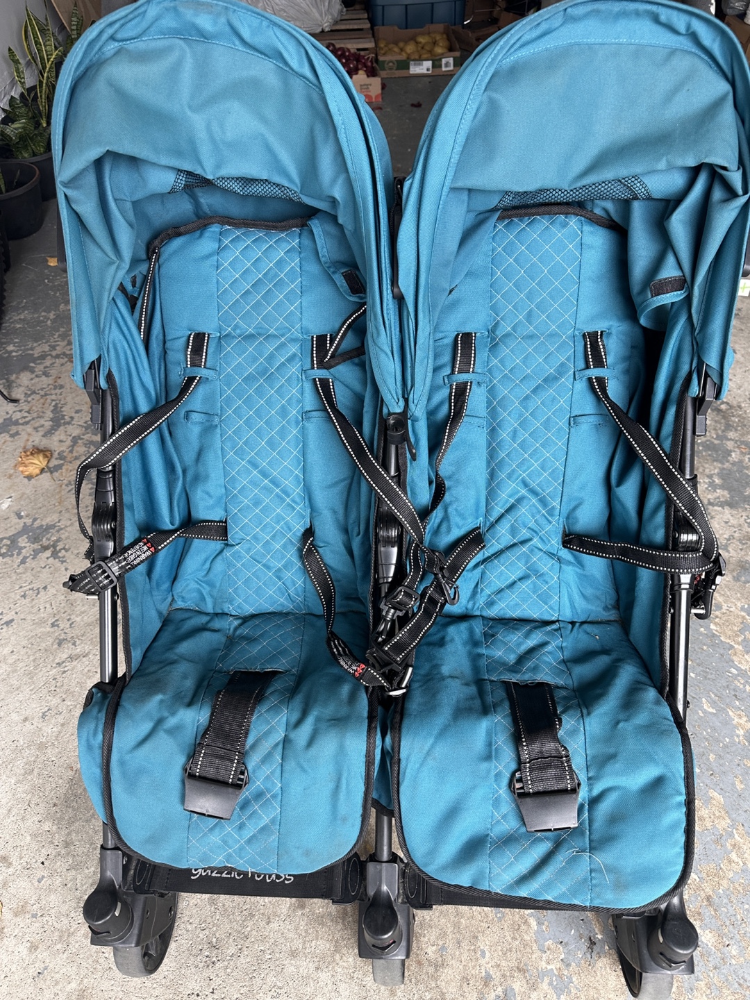 Guzzie + Guss Double Stroller