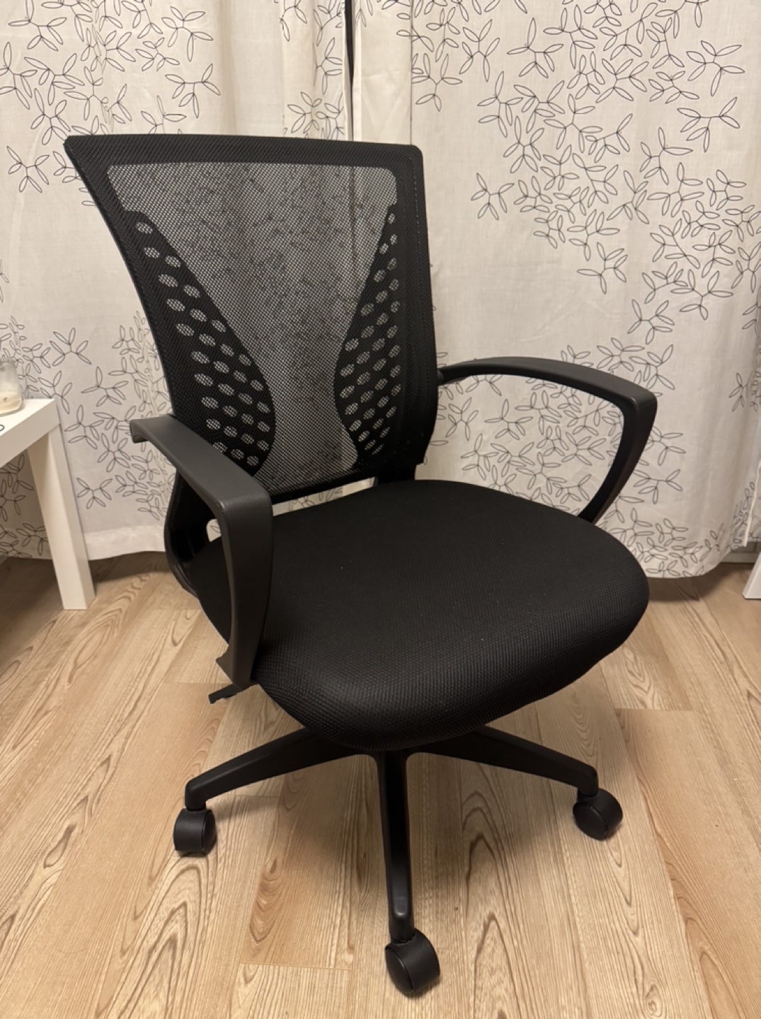 Black Mesh Office Chair