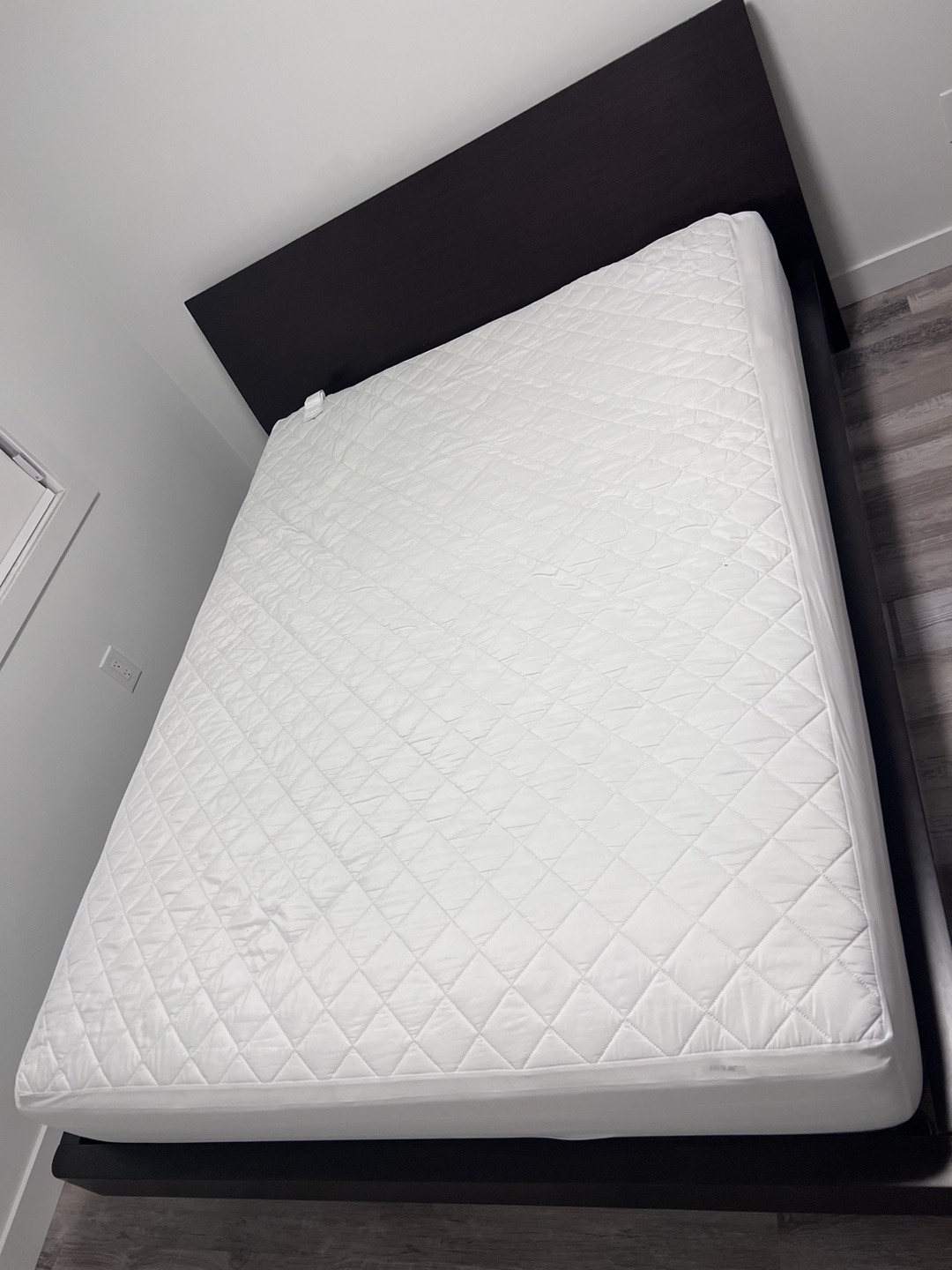 Queen Bed and mattress for sale - photo 3