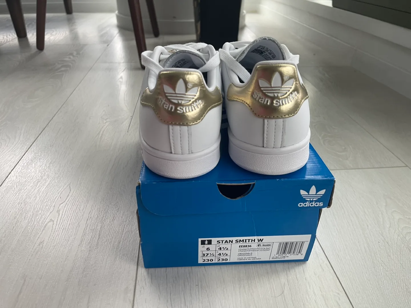 NEW Adidas Stan Smith W Gold Size 6 - 47% off! image indicator(8)