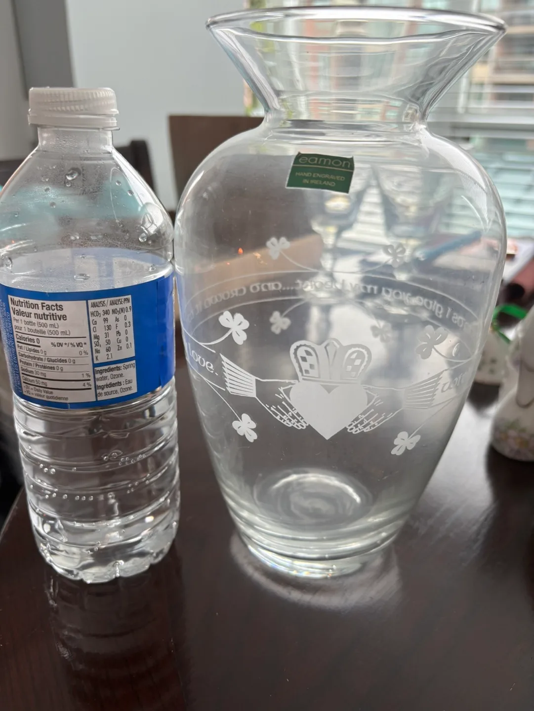 Eamon Glass Hand Engraved Vase image indicator(5)