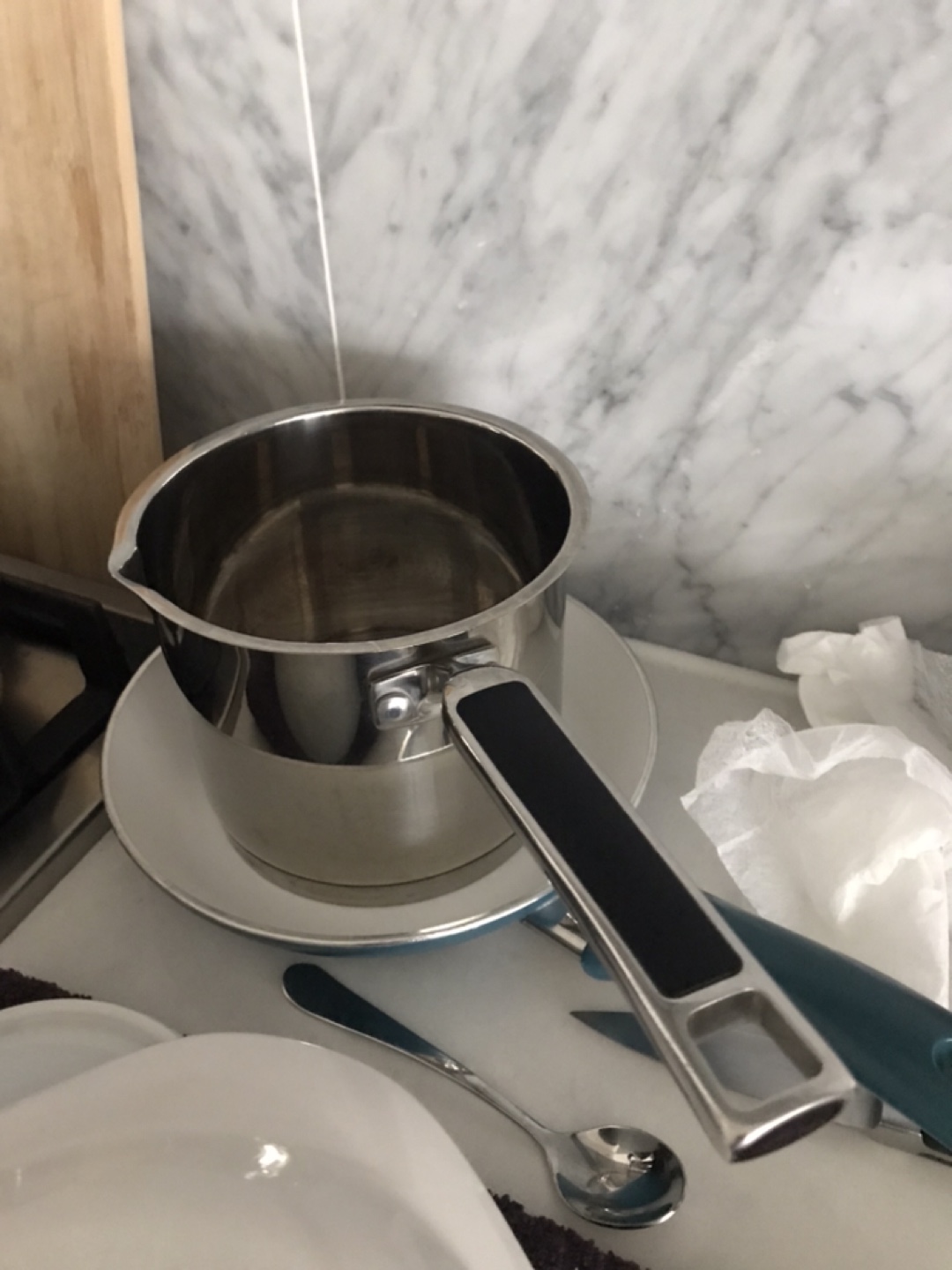 Assorted pots and pans (4) - photo 2