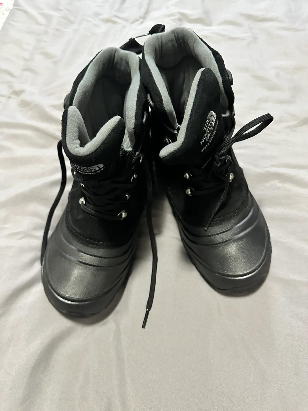 The North Face Winter Boots image indicator(2)