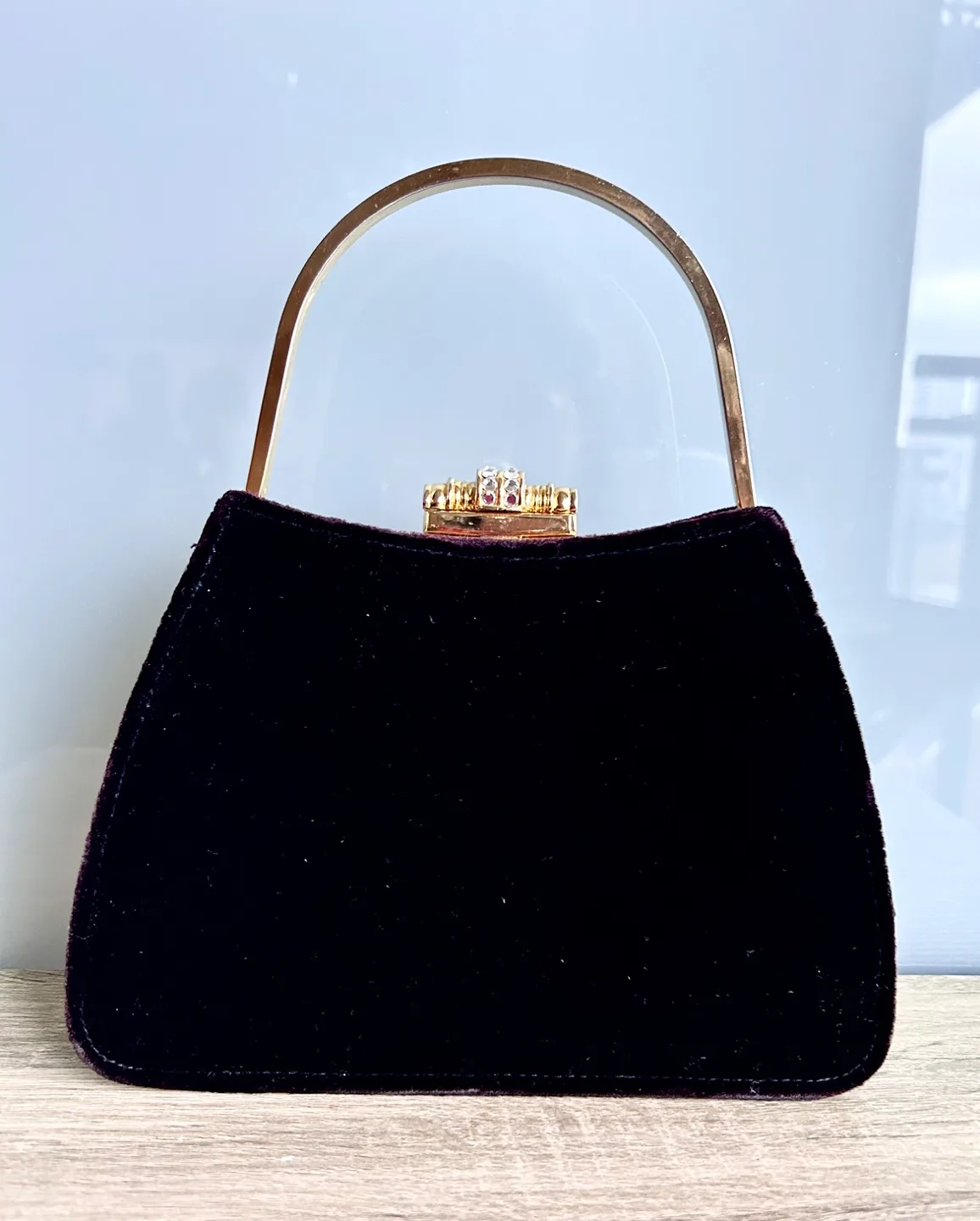 Vintage Velvet Black & Gold Evening Purse thumbnail