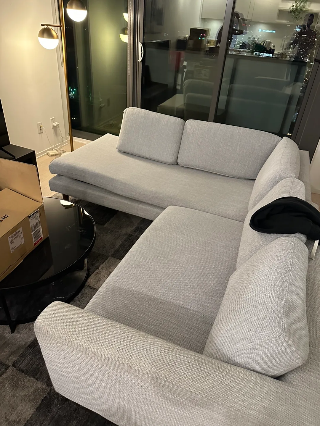 Sectional Sofa image indicator(3)