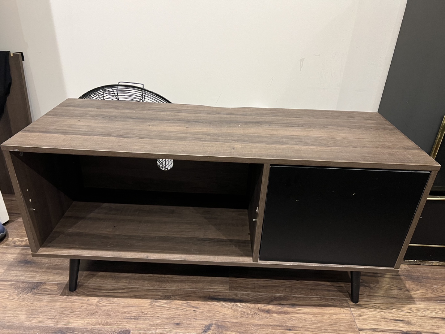 TV Stand - photo 2