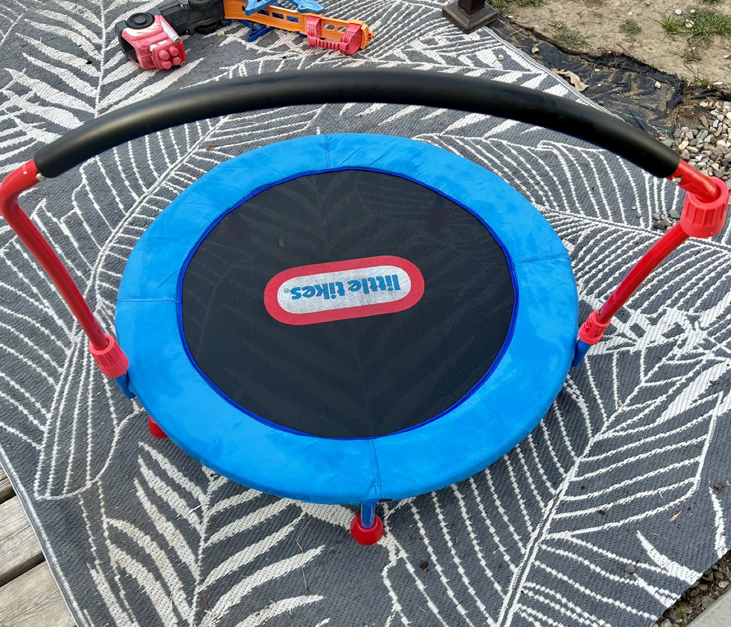 Little Tikes Indoor/Outdoor Jumper