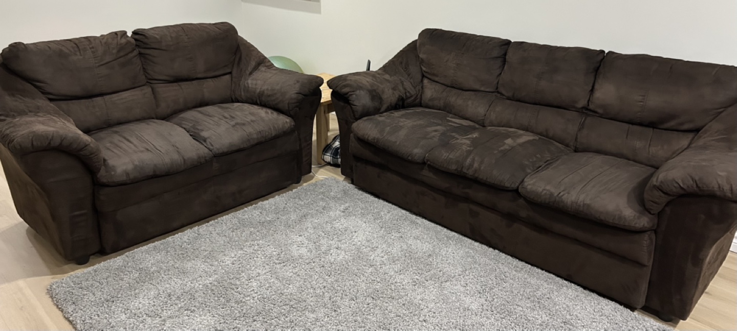 Chocolate brown Micro fibre couch and love seat.