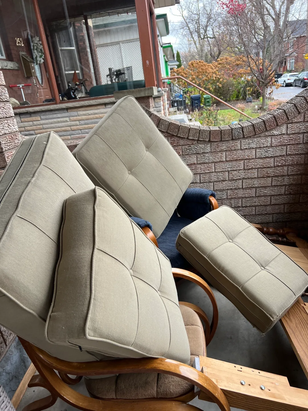 Free couch image indicator(2)