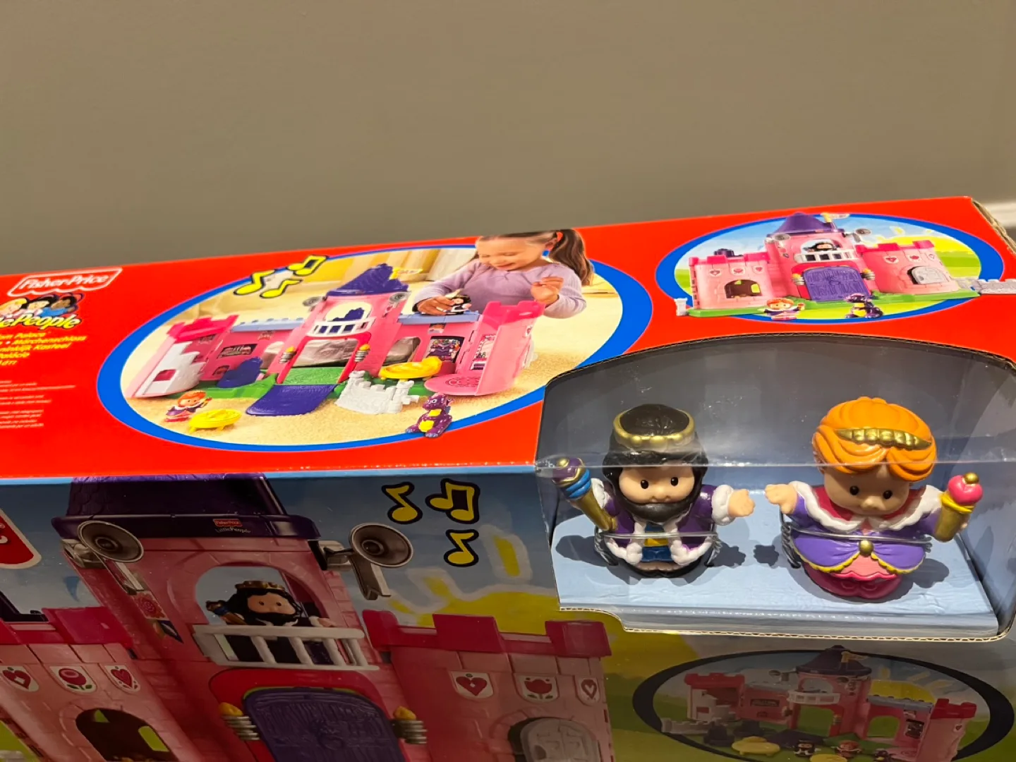 toddler Classic playset Fisher Price little people NEW castle image indicator(2)