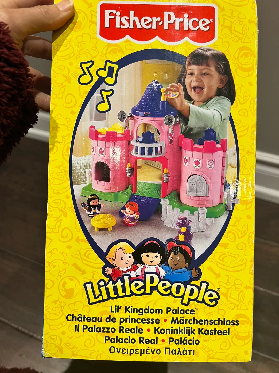 toddler Classic playset Fisher Price little people NEW castle image indicator(5)