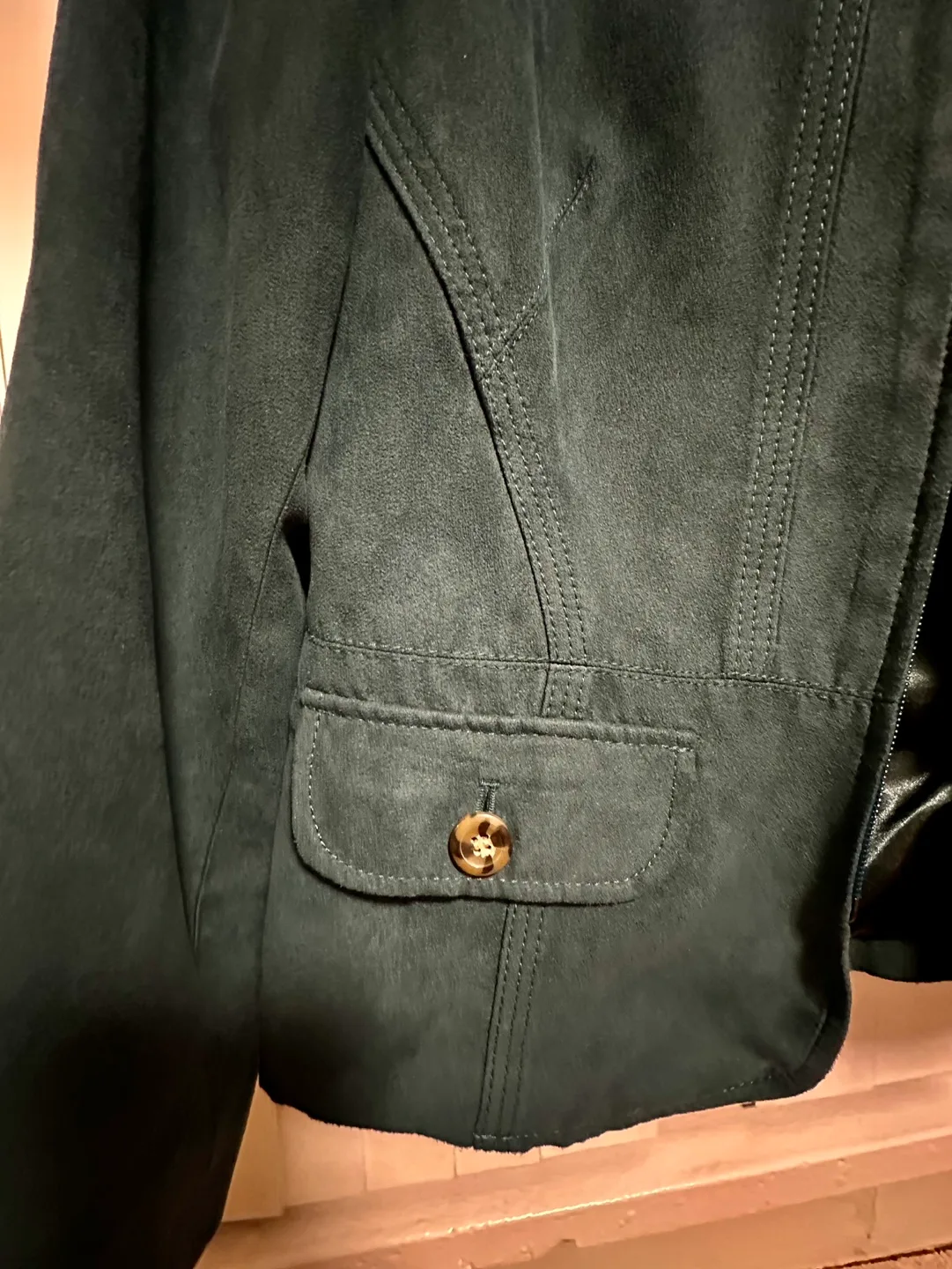 Laura Petites Green Suede Jacket image indicator(3)