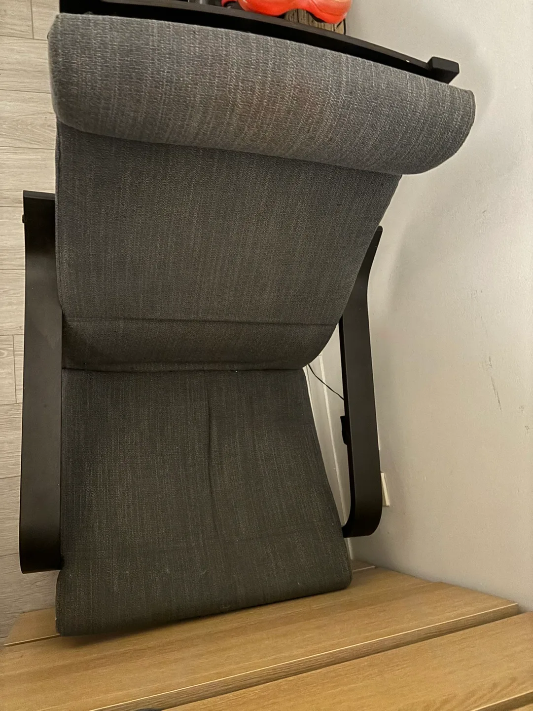 🆓Free IKEA Poang Armchair image indicator(2)