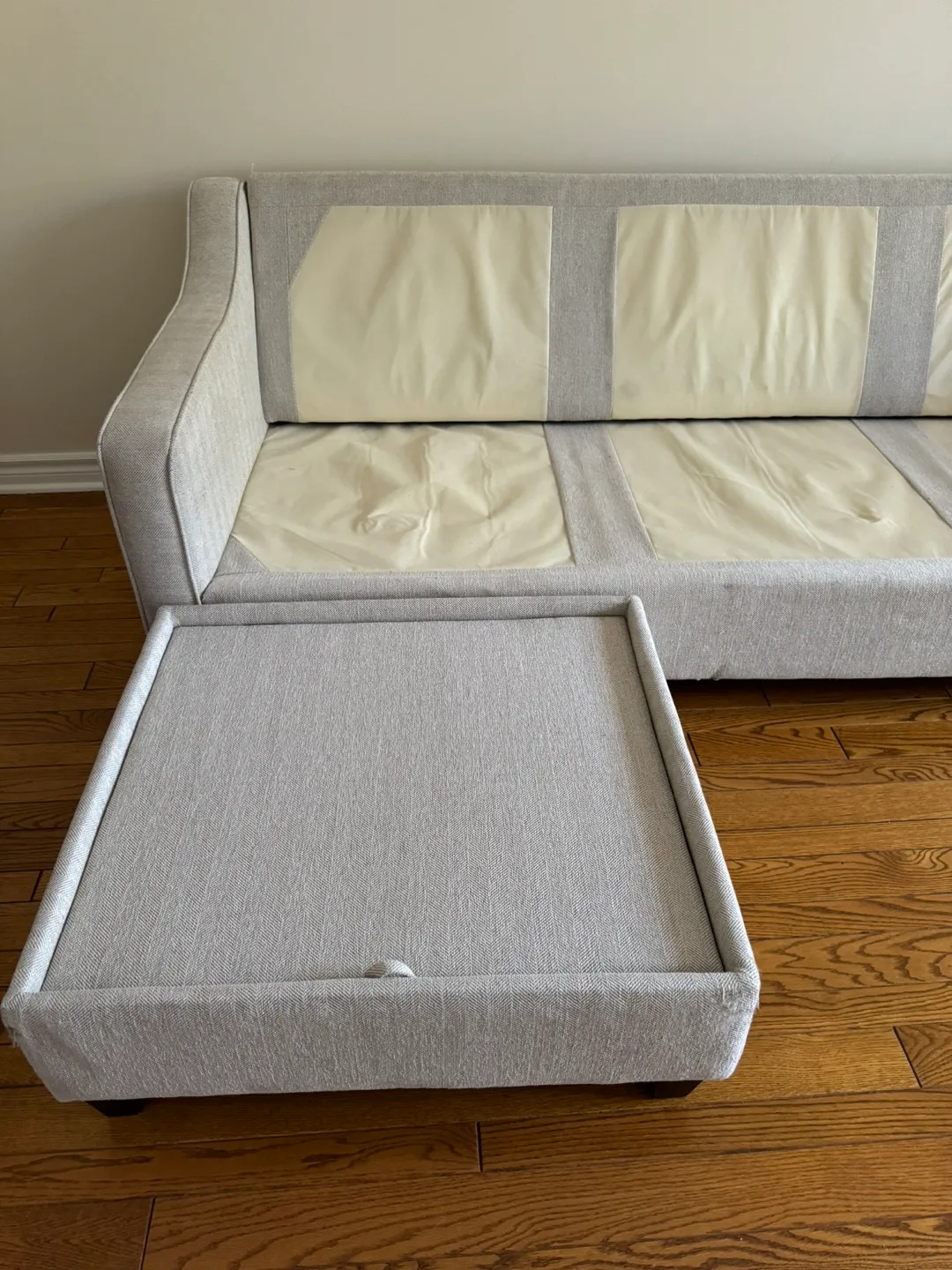 Sectional Sofa with Storage Ottoman image indicator(4)