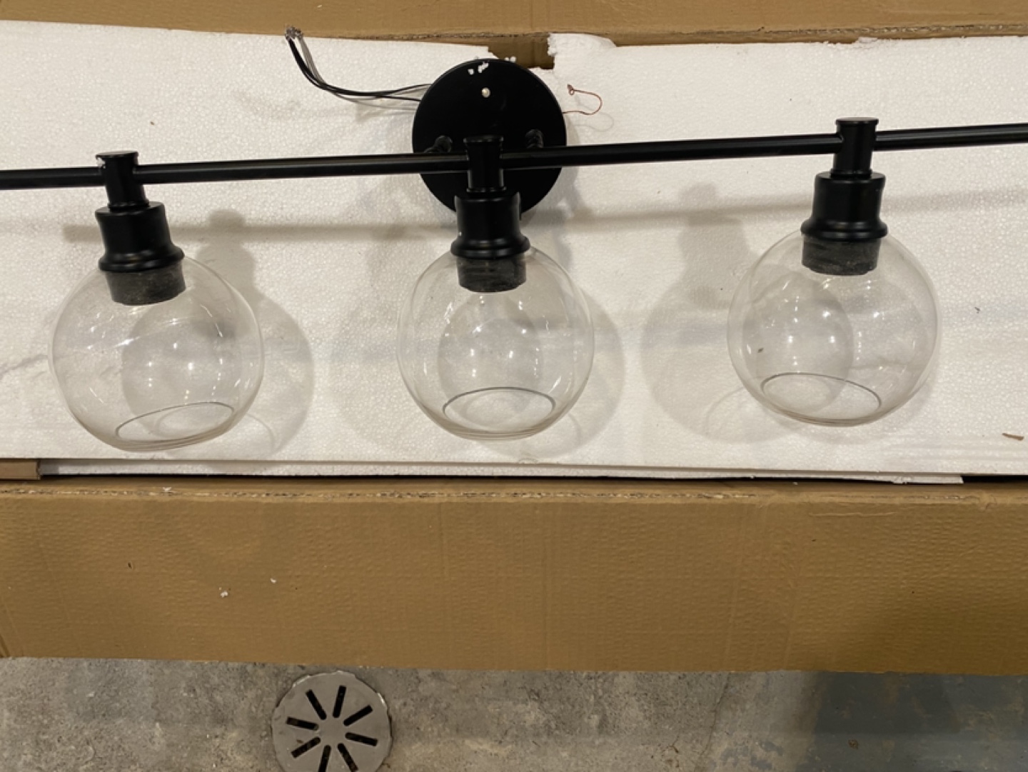 3 Light Vanity Light Fixture - photo 2