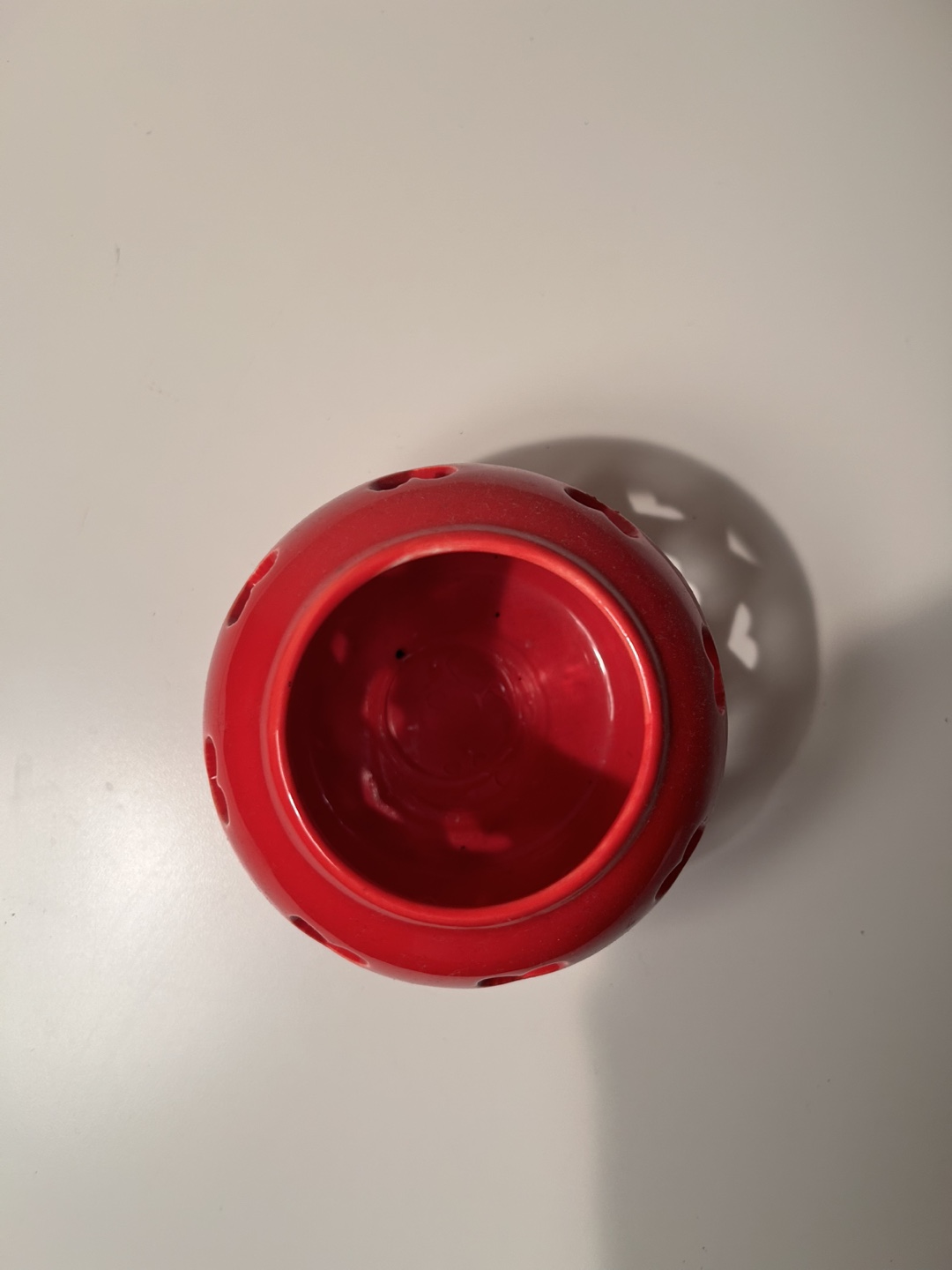 Charming Red Candle Holder with Heart Cutouts – $10 - photo 3