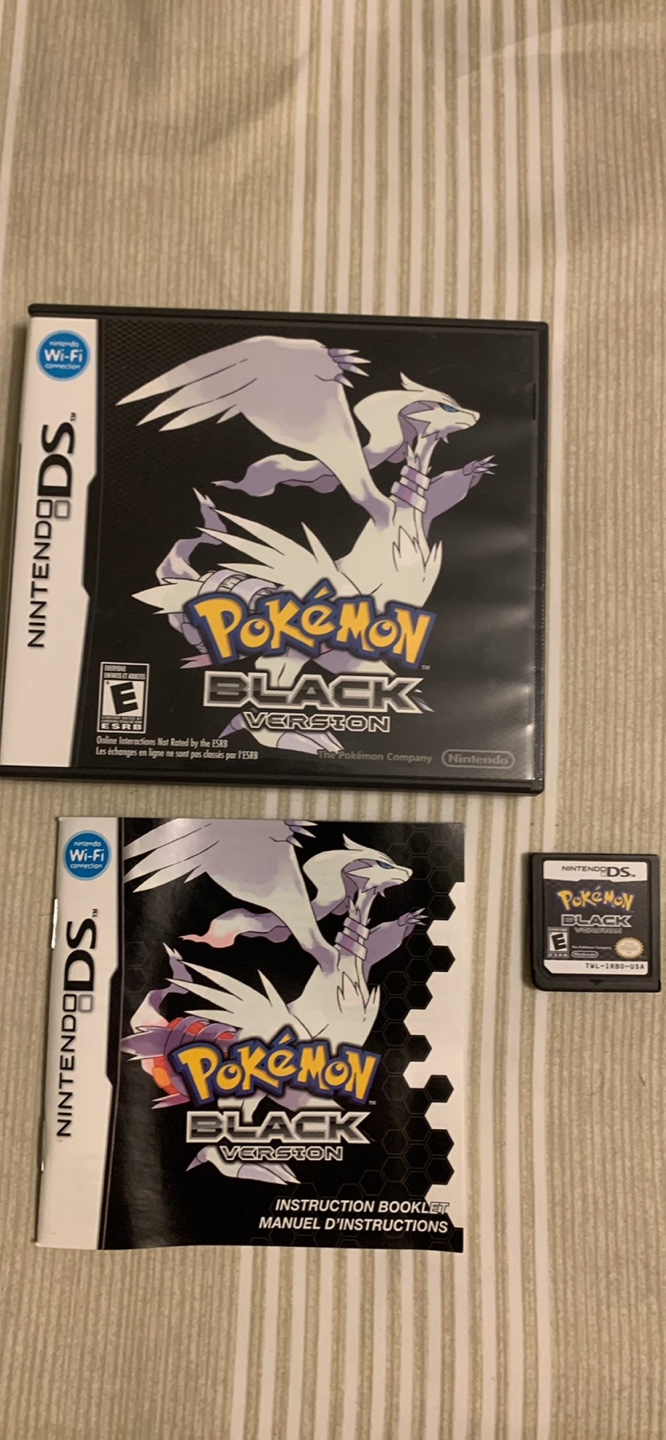 Pokémon Black Version - Nintendo DS Game - Cartridge & Manual