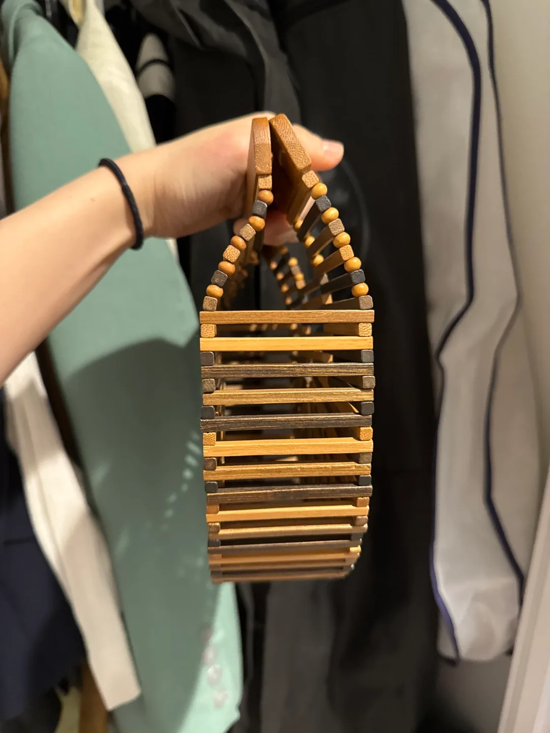 Gorgeous Bamboo Handbag image indicator(3)