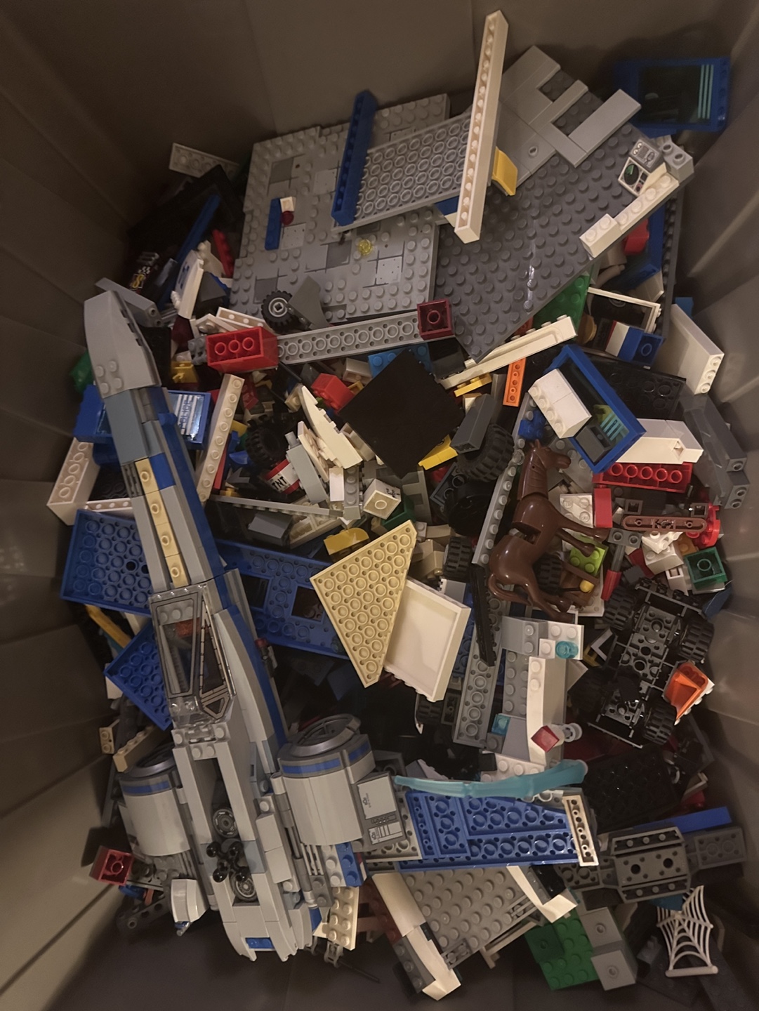 40LBs lego pieces + 3 bags of mini figures - photo 3