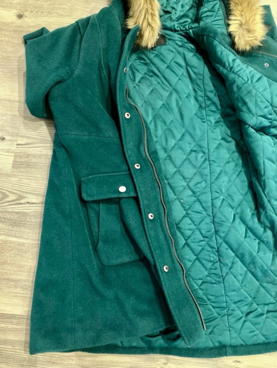 Torrid Size 0 Emerald Green Winter Coat image indicator(7)