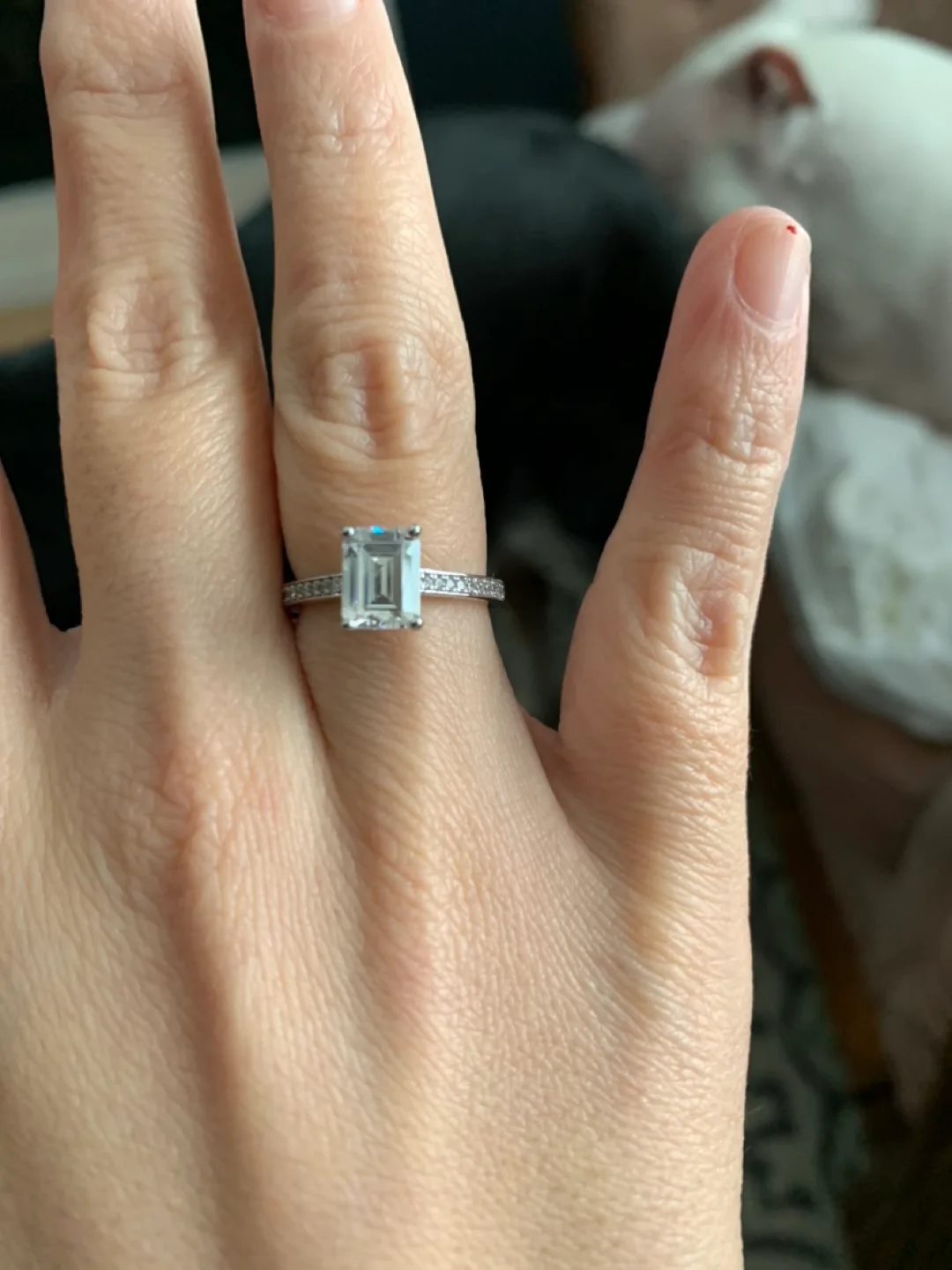 Emerald Cut Ring image indicator(4)