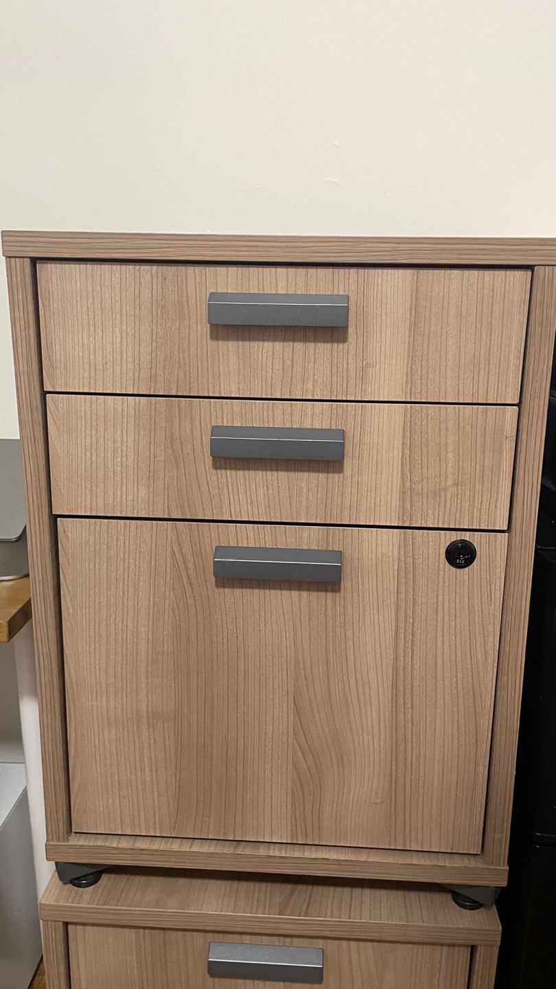 3 Drawer File Cabinet - photo 2