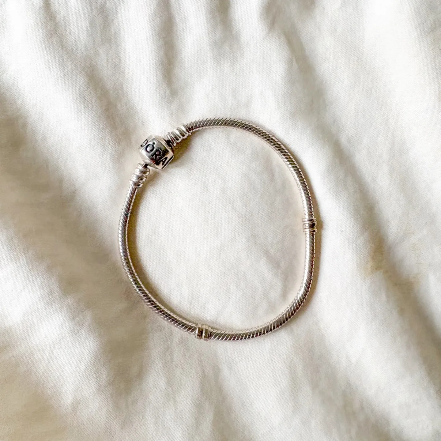 Pandora Bracelet thumbnail