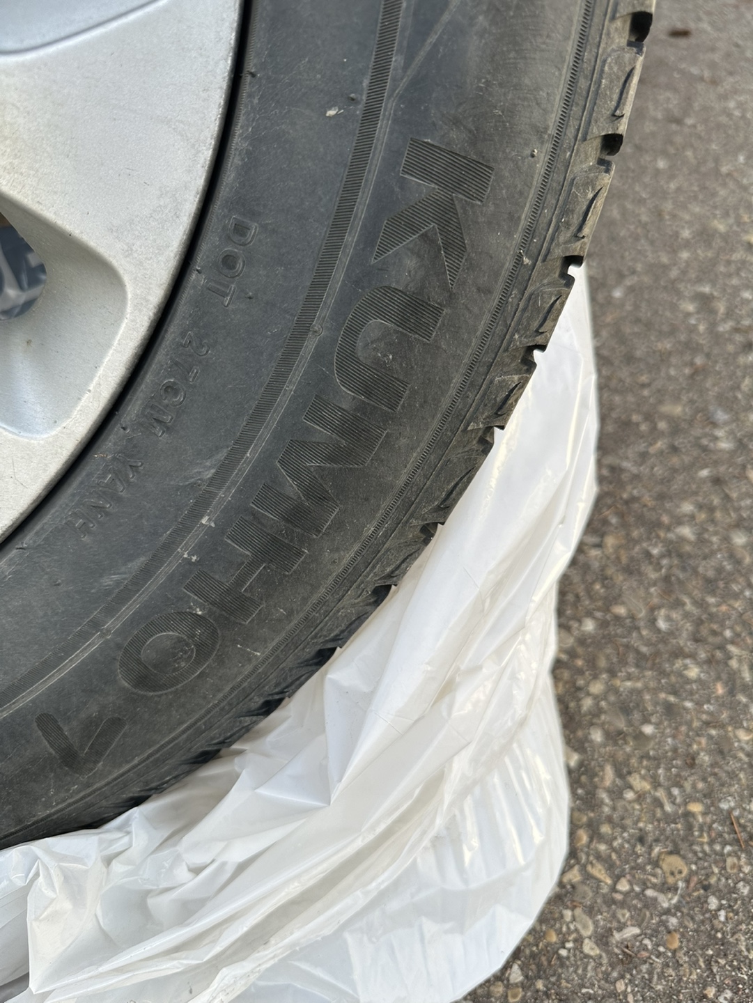 18” Kumho Tires on KIA Rims - photo 4