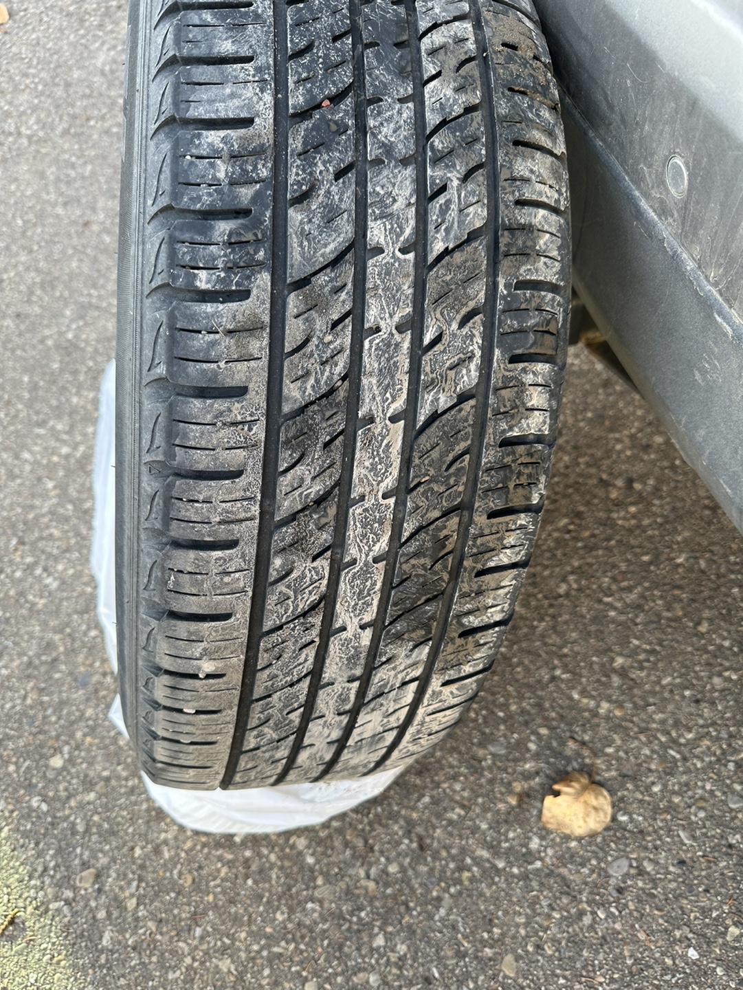 18” Kumho Tires on KIA Rims - photo 2