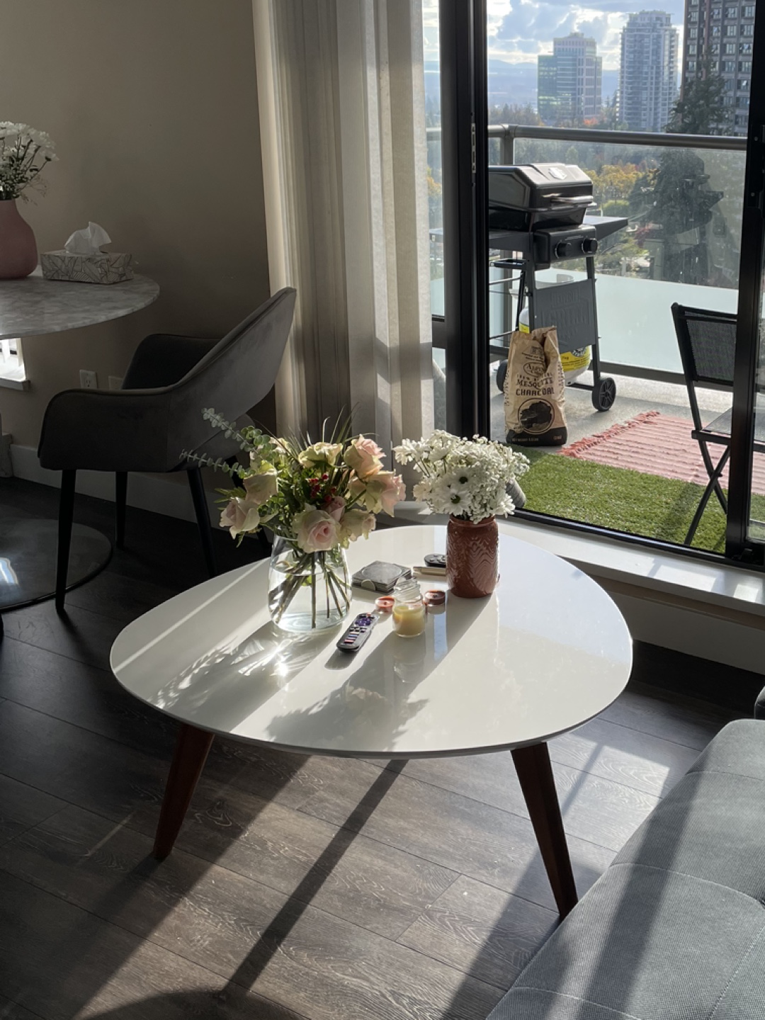 White Mid-Century Modern Coffee Table