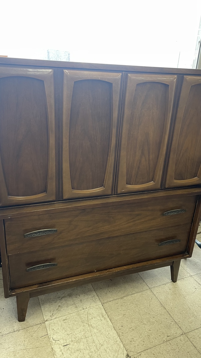 Vintage Mid Century Modern Dresser