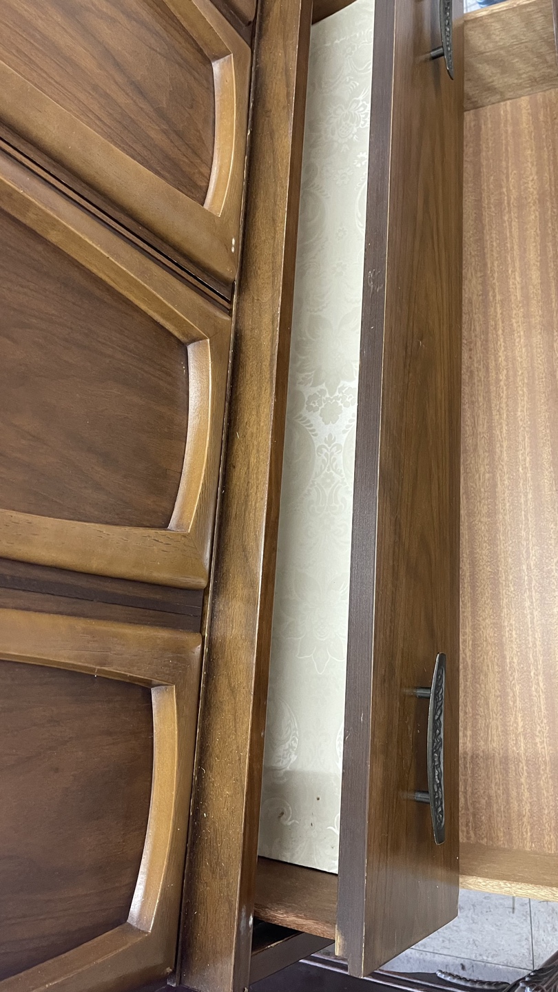 Vintage Mid Century Modern Dresser - photo 3