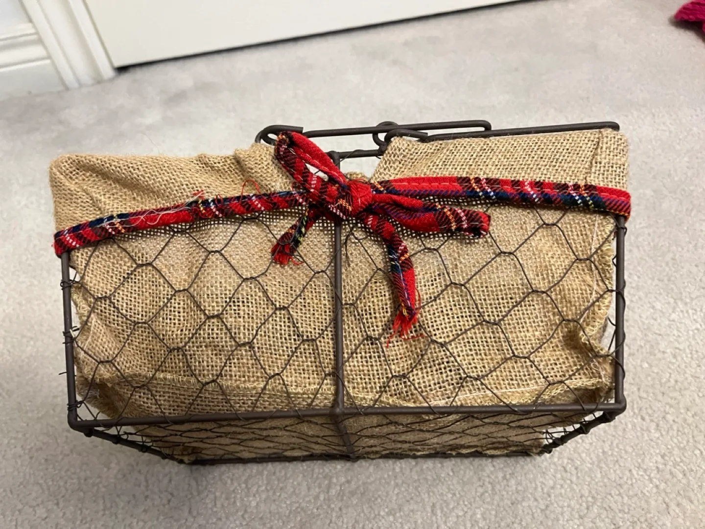 Wire Basket with Burlap Liner and Plaid Bow image indicator(4)