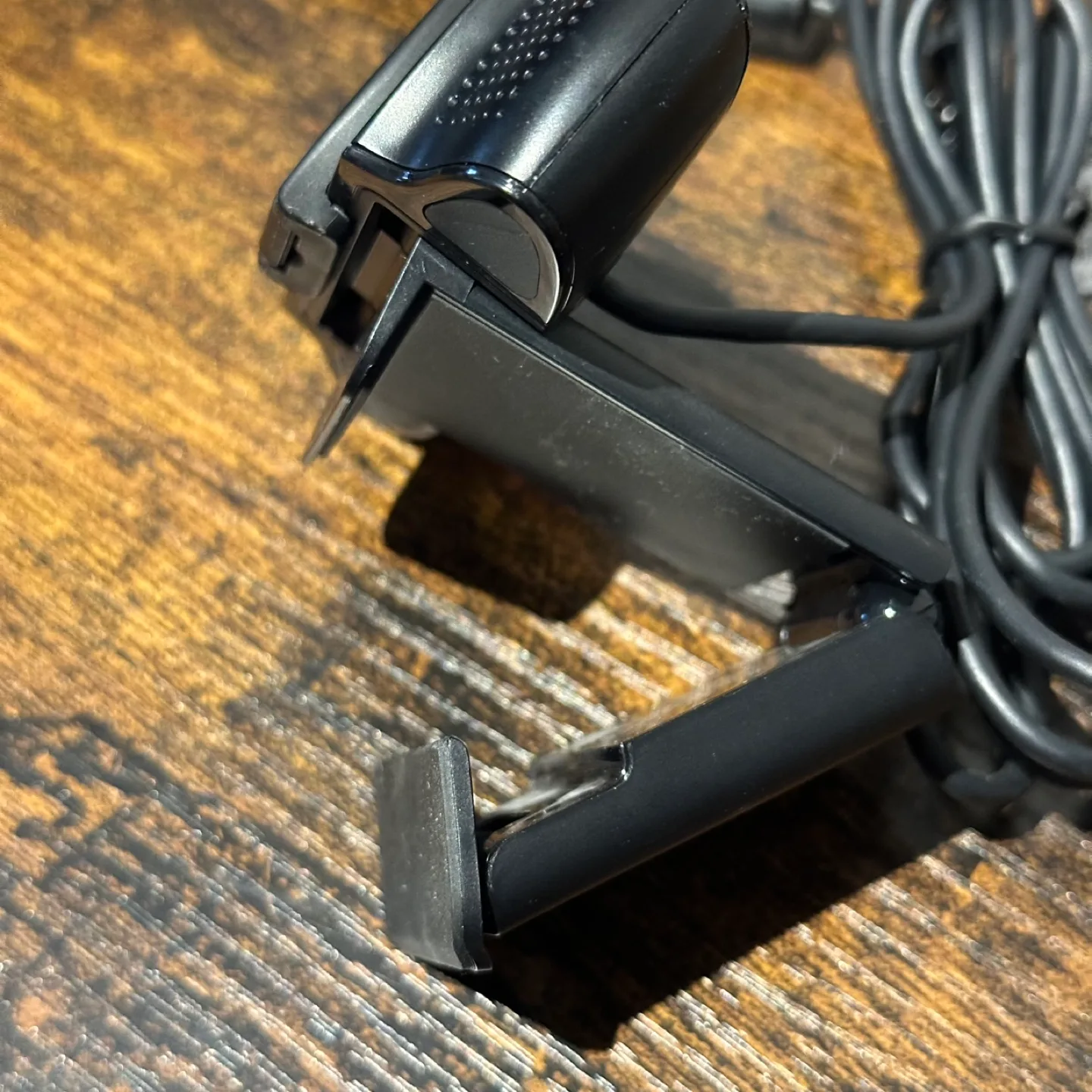 #Logitech HD 1080p Webcam image indicator(5)