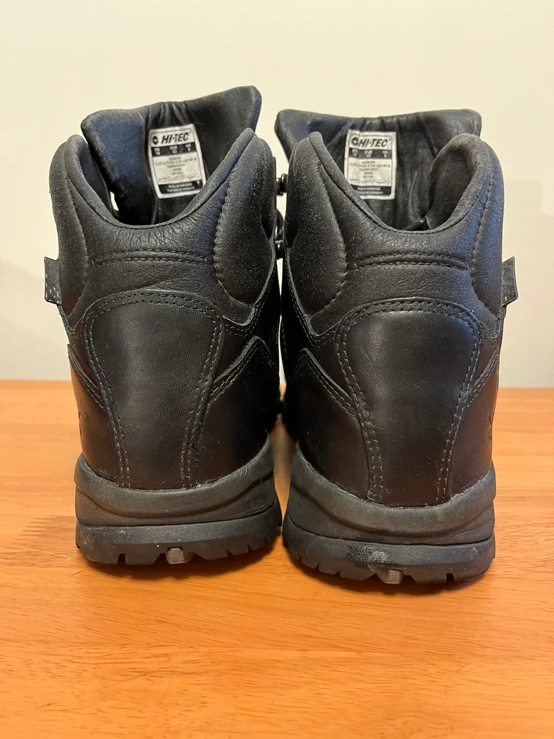 Hi-Tec Leather Waterproof Hiking Boots -10 image indicator(5)