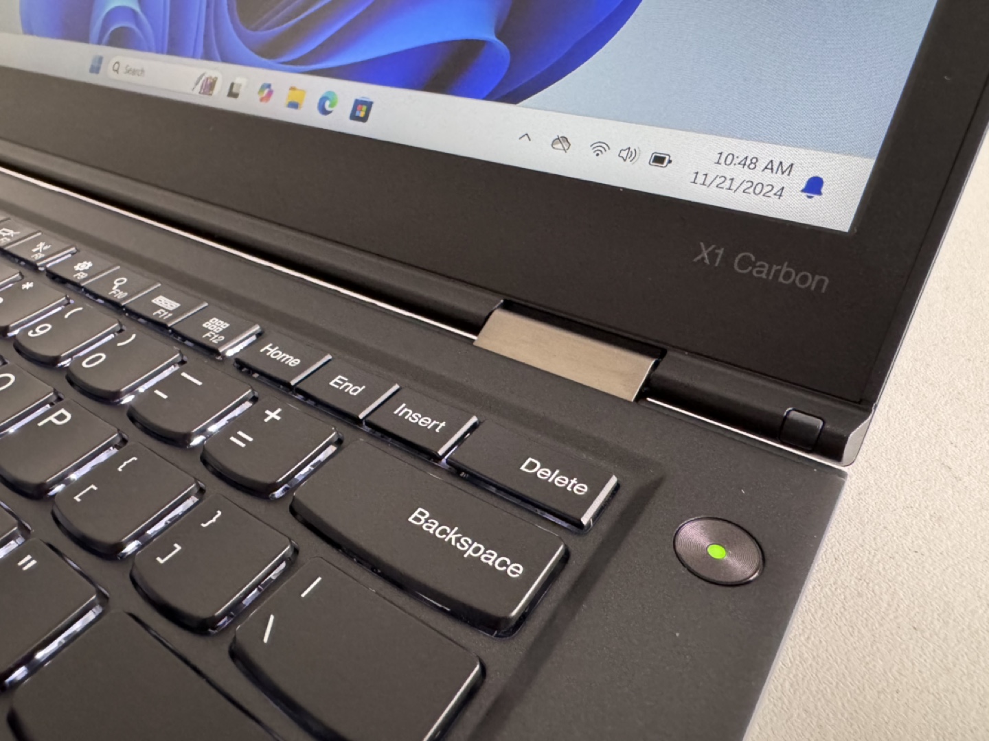 Lenovo ThinkPad X1 Carbon Laptop - photo 4