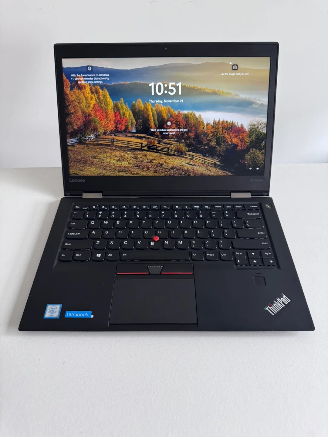 Lenovo ThinkPad X1 Carbon Laptop image indicator(2)