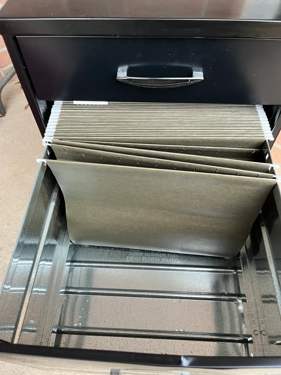 Black Metal Filing Cabinet image indicator(8)