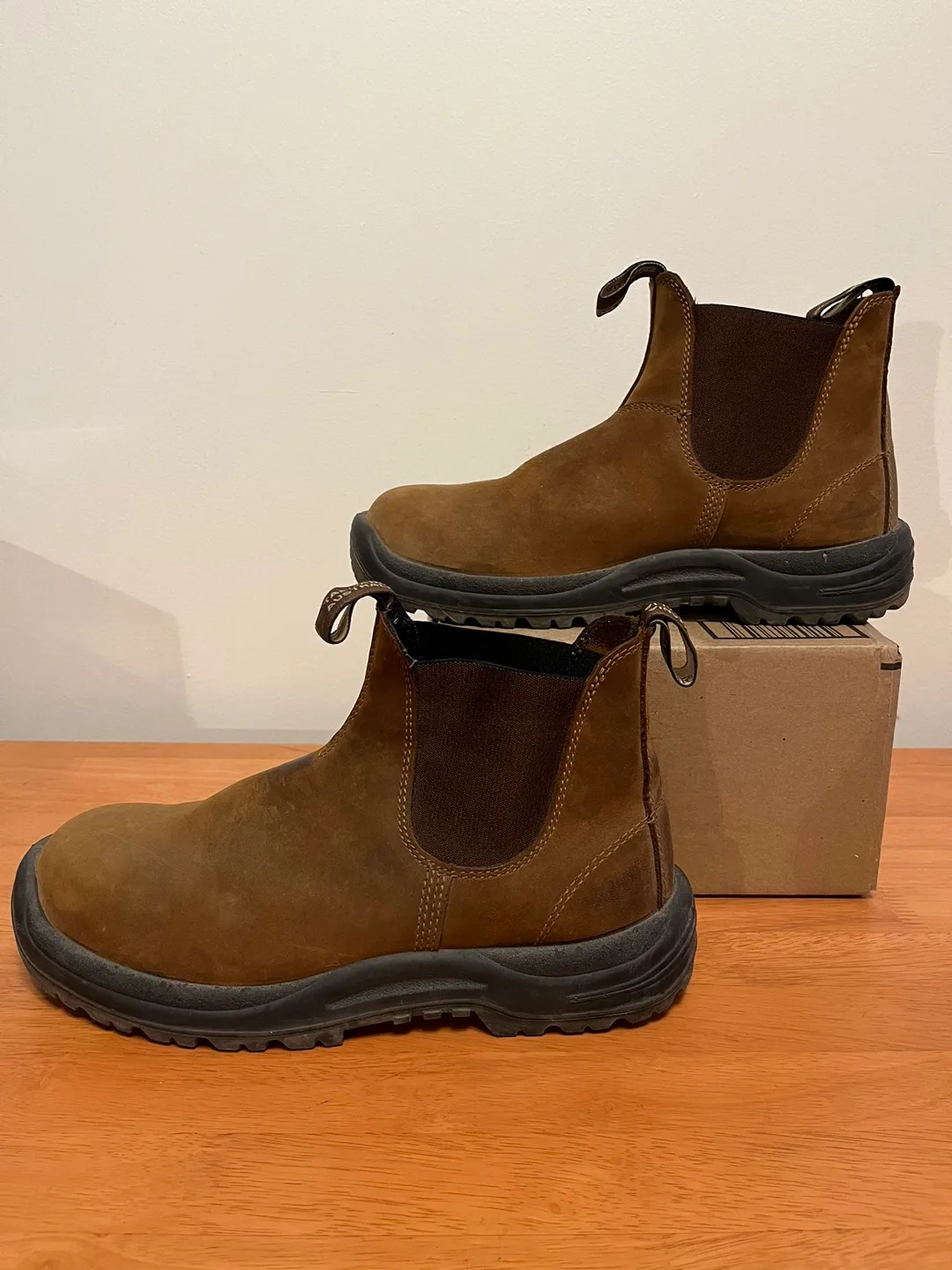 Blundstone Safety Boots image indicator(2)